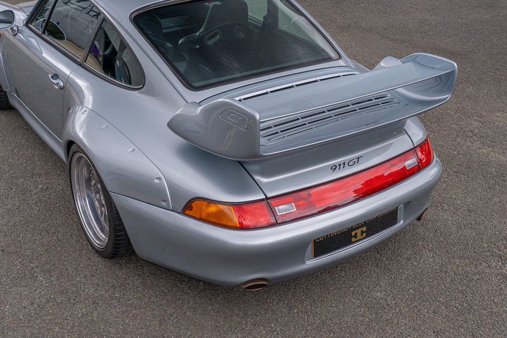 Porsche 911 993 Turbo Red #20
