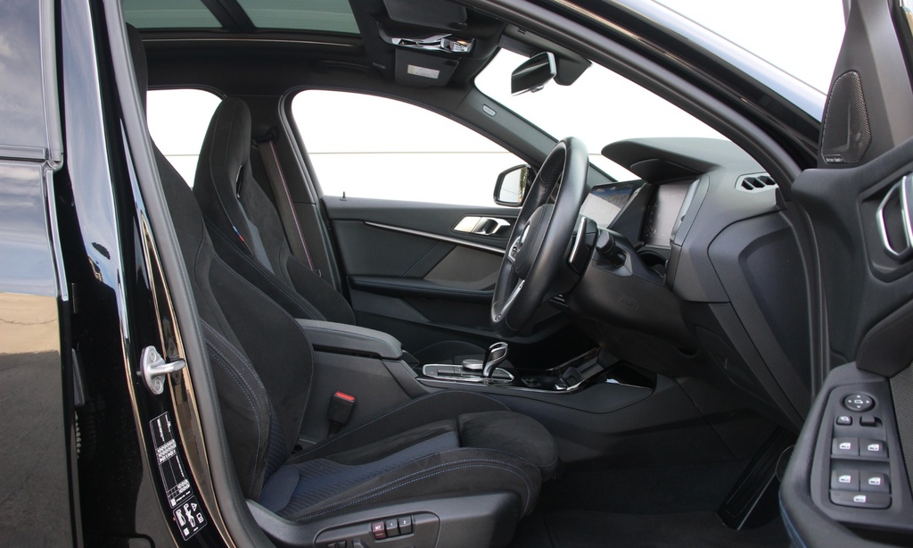 BMW 1 Series Automatic Black #6