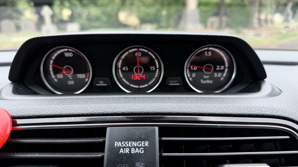 Volkswagen Scirocco Scirocco R-line Bluemotion Technology Tdi White #50