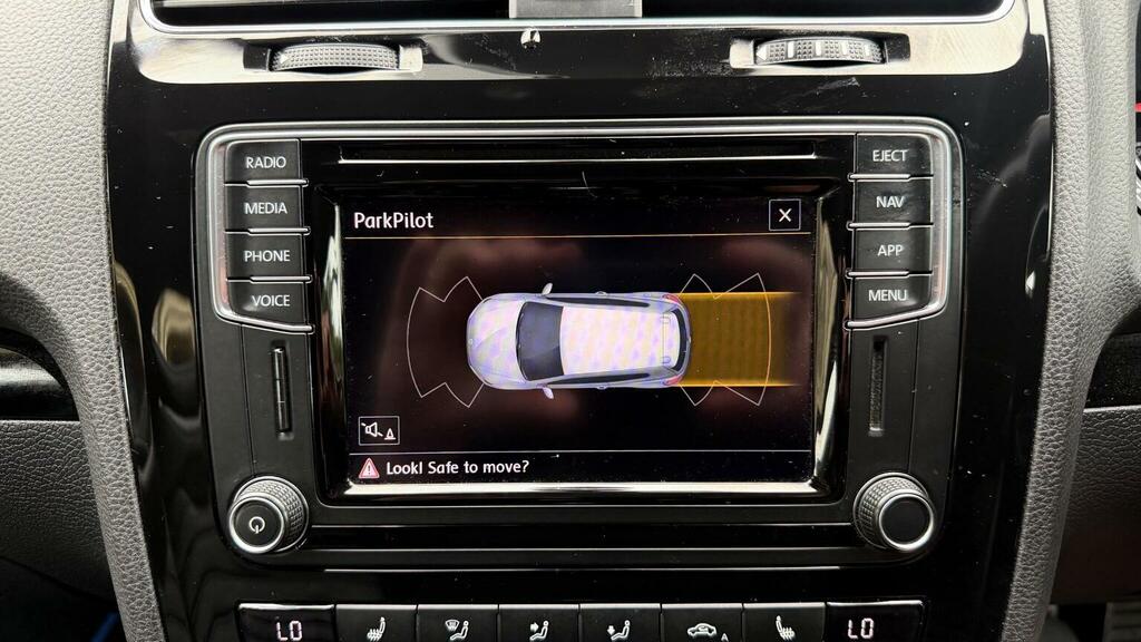 Volkswagen Scirocco Scirocco R-line Bluemotion Technology Tdi White #49