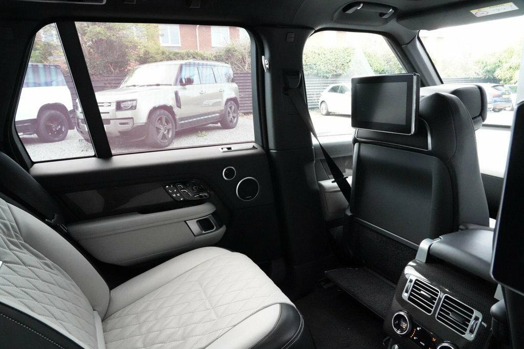 Land Rover Range Rover 3.0 D350 2020 White #63
