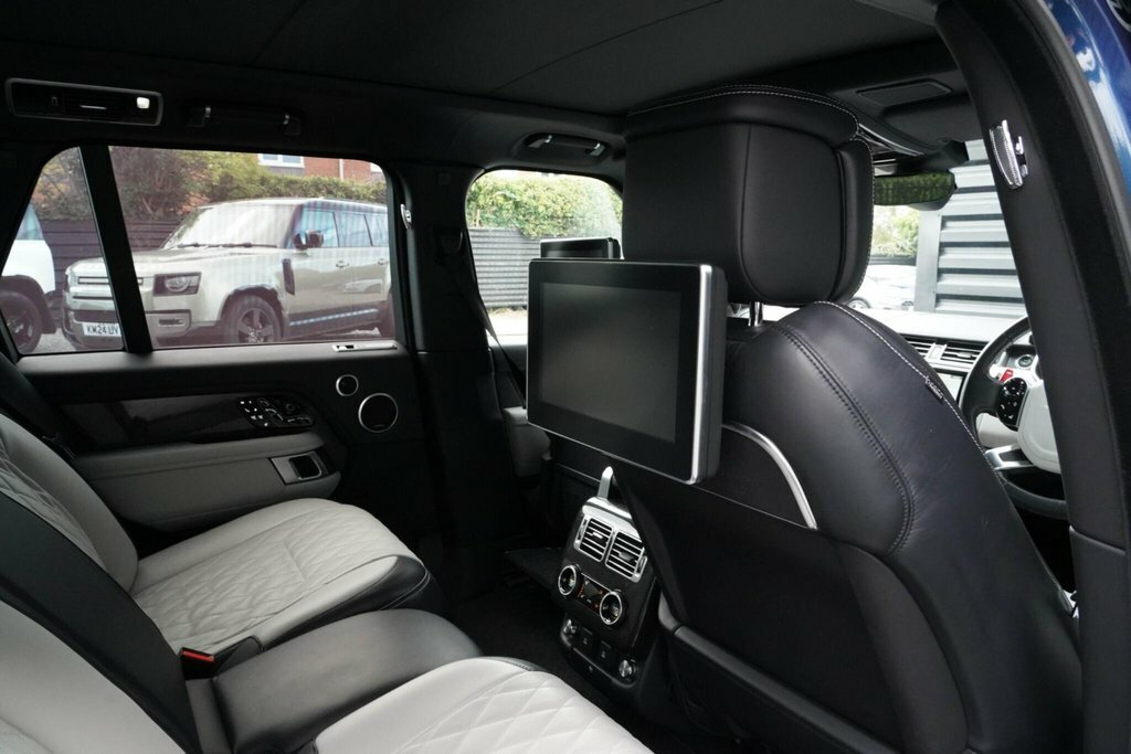 Land Rover Range Rover 3.0 D350 2020 White #62