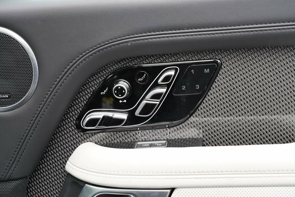 Land Rover Range Rover 3.0 D350 2020 White #36