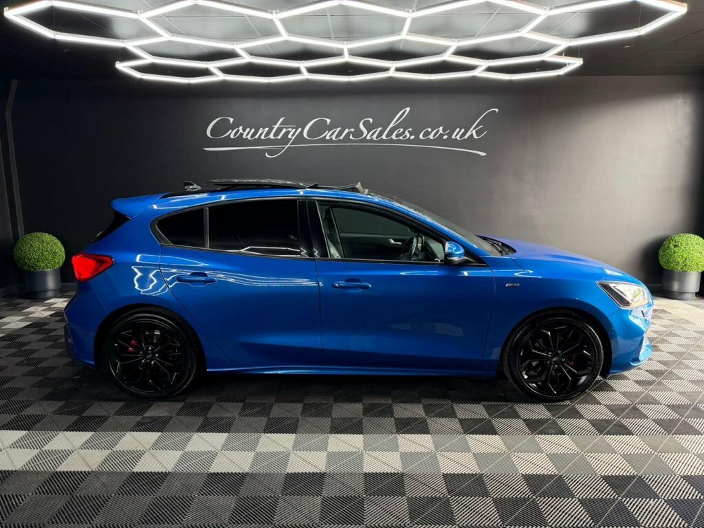 Ford Focus 1.5 Ecoblue St-line X Hatchback Eu Blue