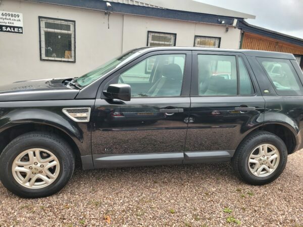 Land Rover Freelander 2 2.2 Td4 S.e Black #2
