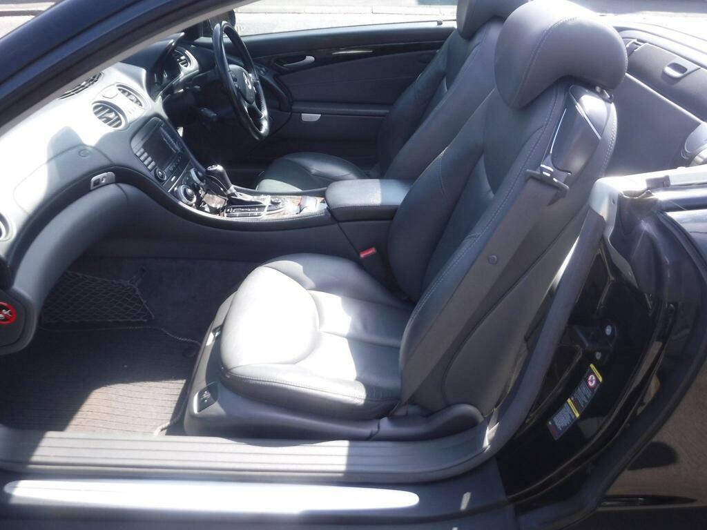 Mercedes-Benz SL Class Amg #32