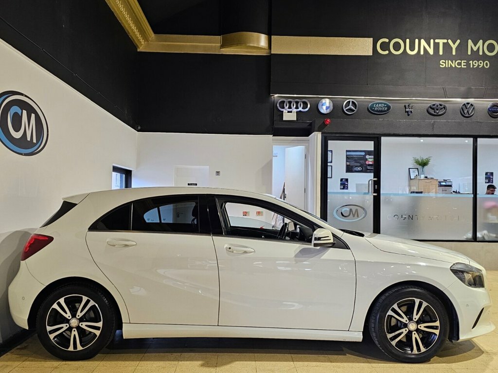 Mercedes-Benz A Class 1.6L Se White #4