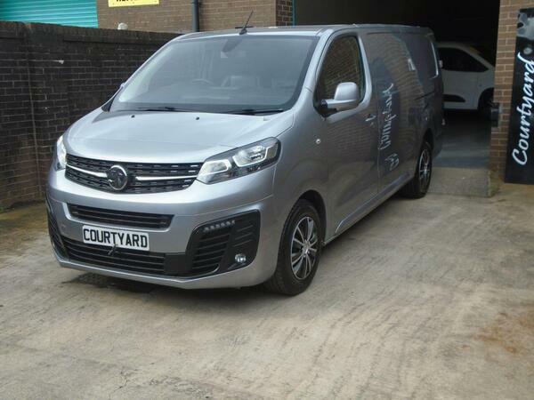 Toyota PROACE Panel Van 2.0D Design Medium Panel Van Mwb Eu Grey #7