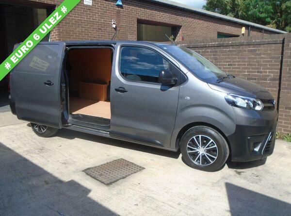 Toyota PROACE 2.0D Icon Long Panel Van 6Dr Lwb Eur #3
