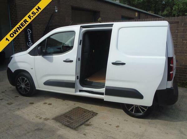 Peugeot Partner 1.5 Bluehdi 1000 Professional Standard Panel Van 5 #4