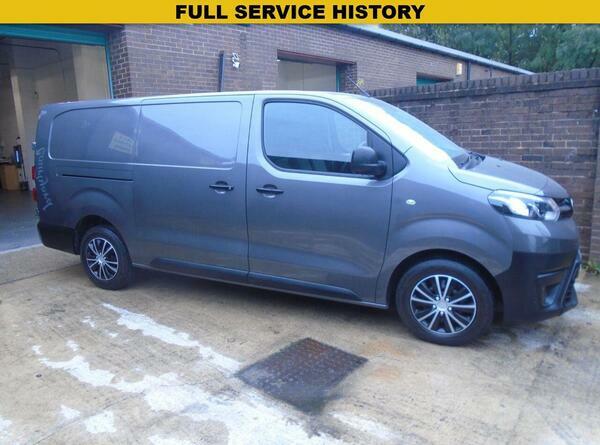 Toyota PROACE 2.0D Icon Long Panel Van 6Dr Lwb Eur #2