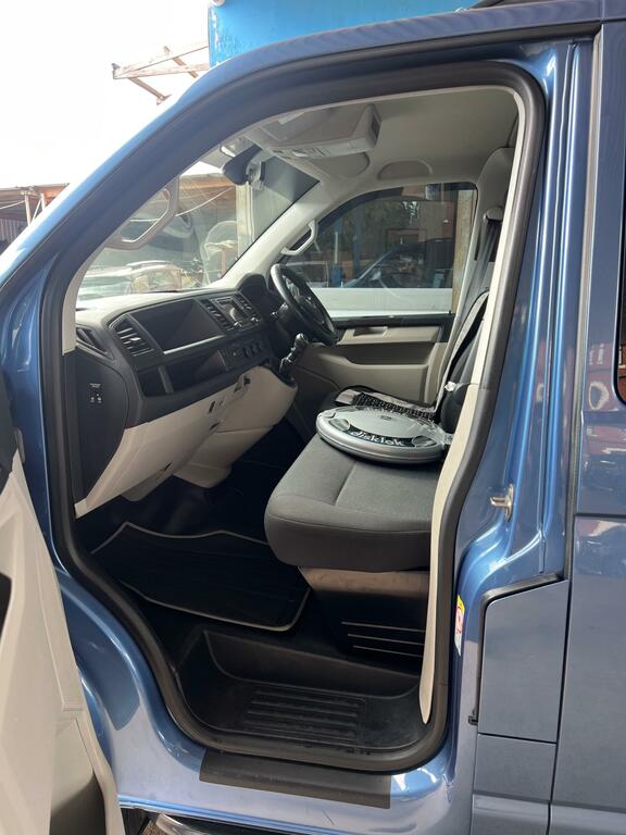 Volkswagen Transporter 2.0 Tdi T28 Highline Fwd Swb Euro 6 Ss Blue #5
