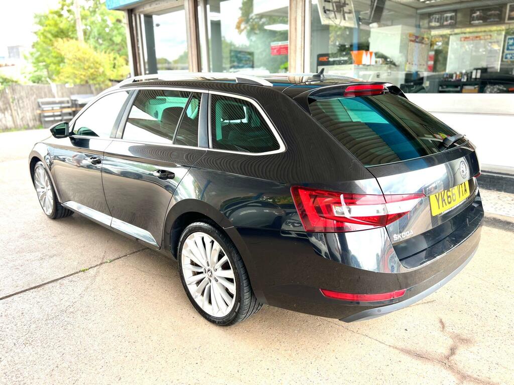 Skoda Superb Se L Executive Tdi Grey #19