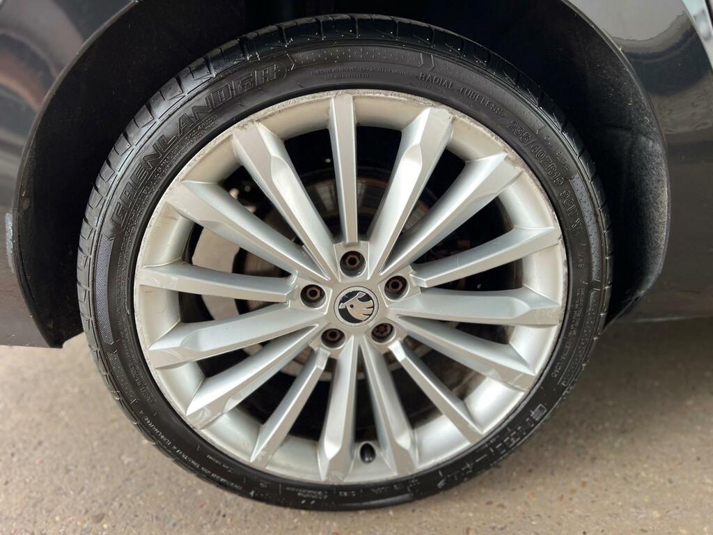 Skoda Superb Se L Executive Tdi Grey #26