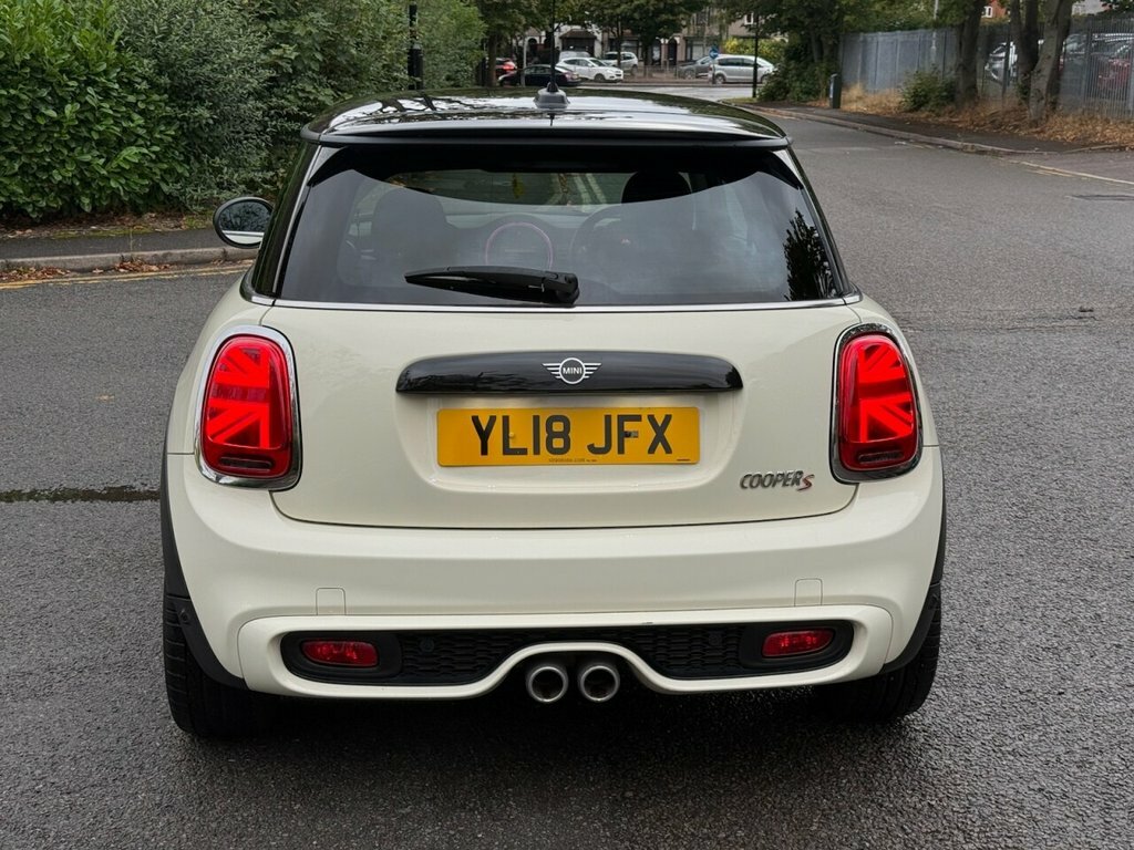 Mini Hatch 2L Cooper S YL18JFX White #6