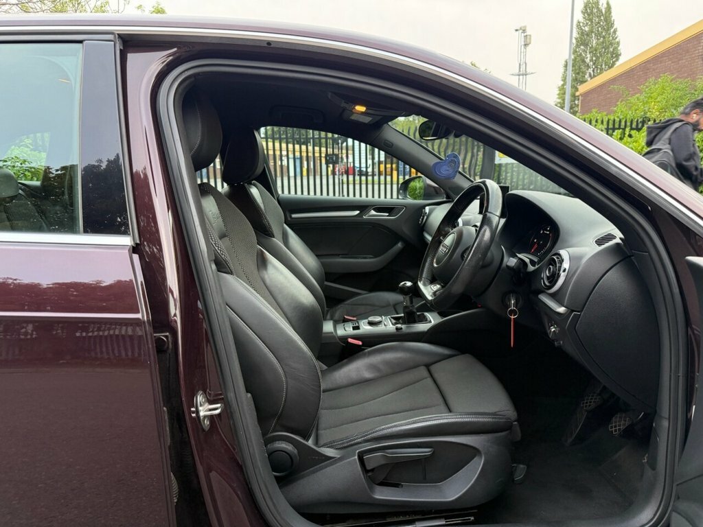 Audi A3 2.0 Tdi Se Sportback Euro 5 Ss Red #9