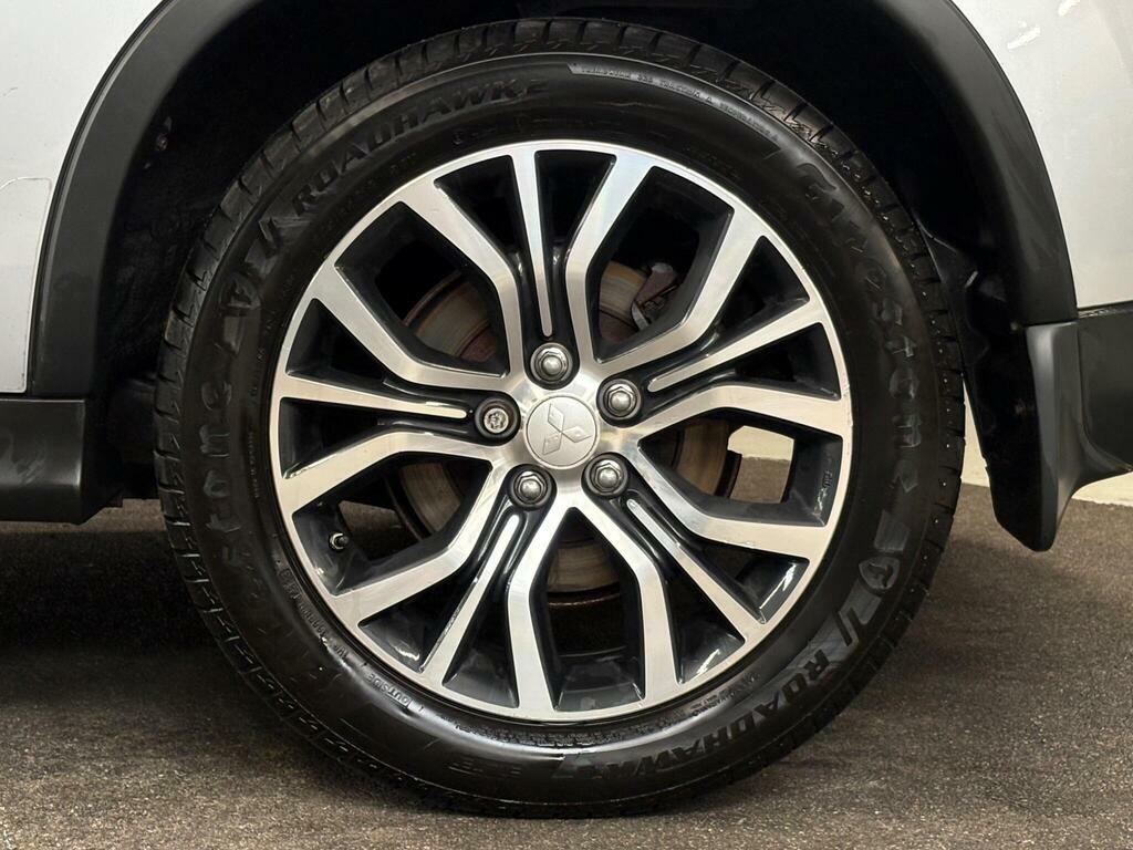 Mitsubishi ASX 2.3L Di-d 5 147 Bhp Red #27