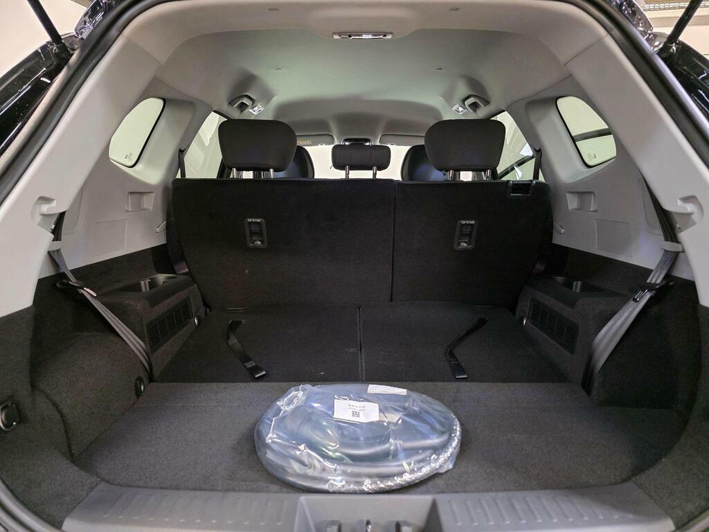 Chery Tiggo 8 Super Hybrid Summit White #35