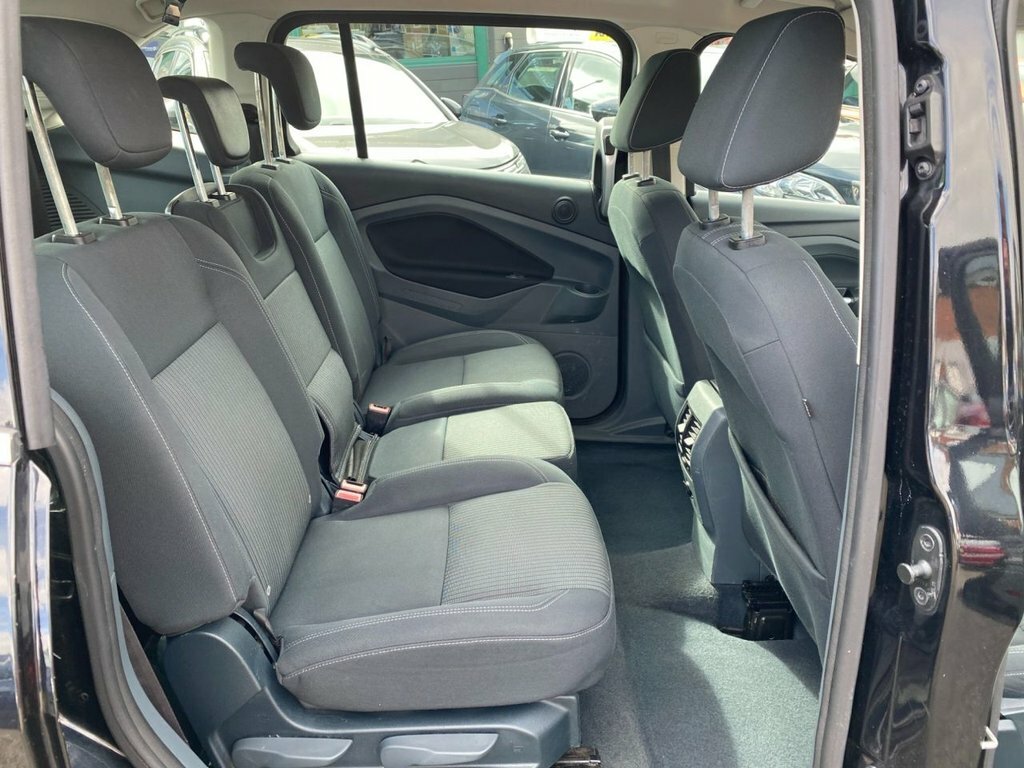 Ford Grand C-Max Titanium Grey #12