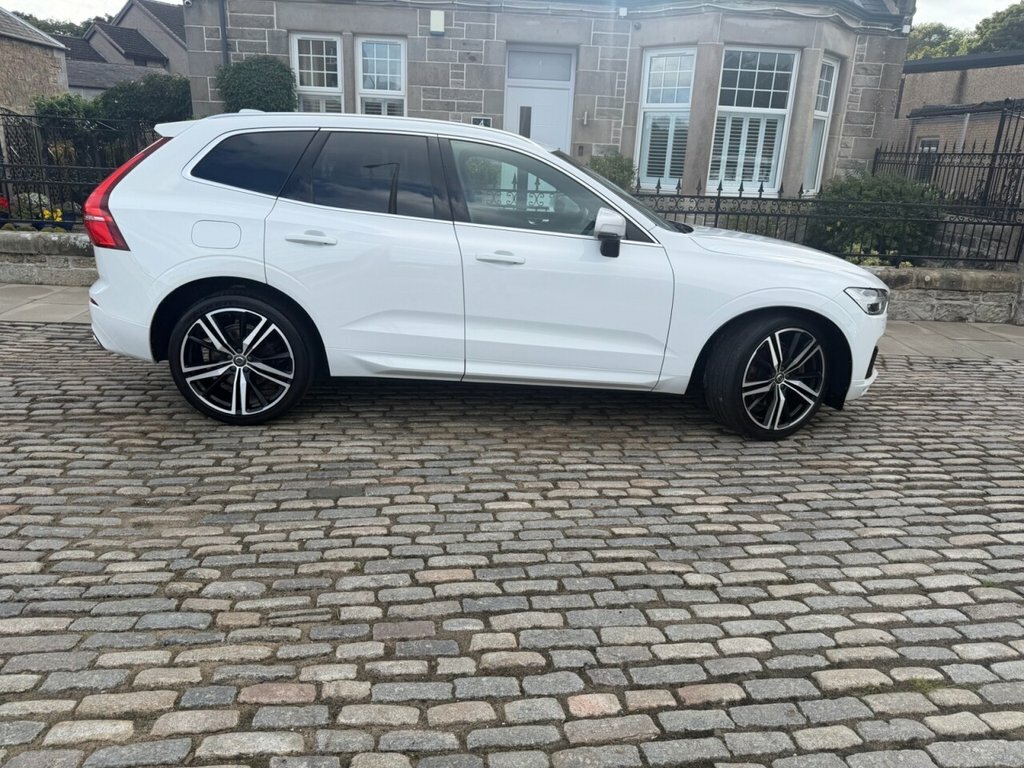 Volvo XC60 Suv FV18UJY White #5