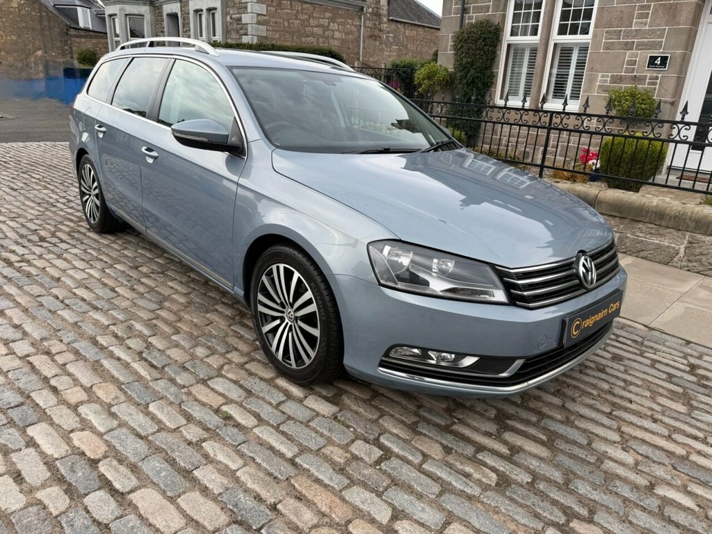 Volkswagen Passat Estate Grey #3