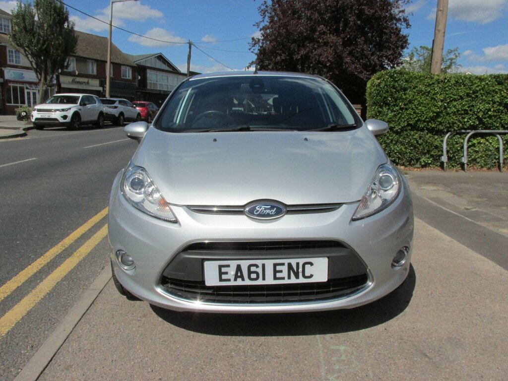 Ford Fiesta 1.4 Titanium Silver
