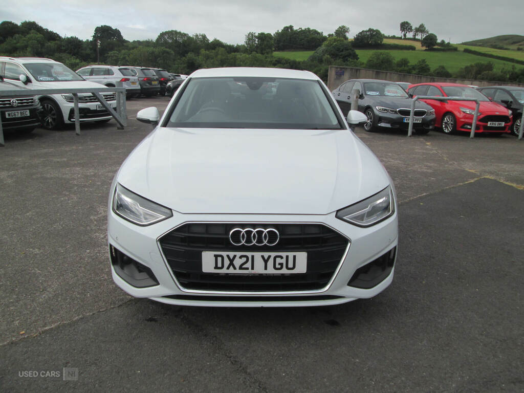 Audi A4 35 Tdi Technik S Tronic White #3