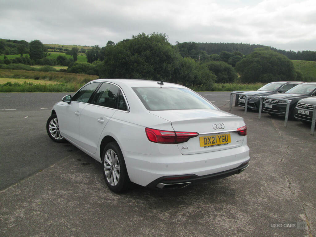 Audi A4 35 Tdi Technik S Tronic White #5