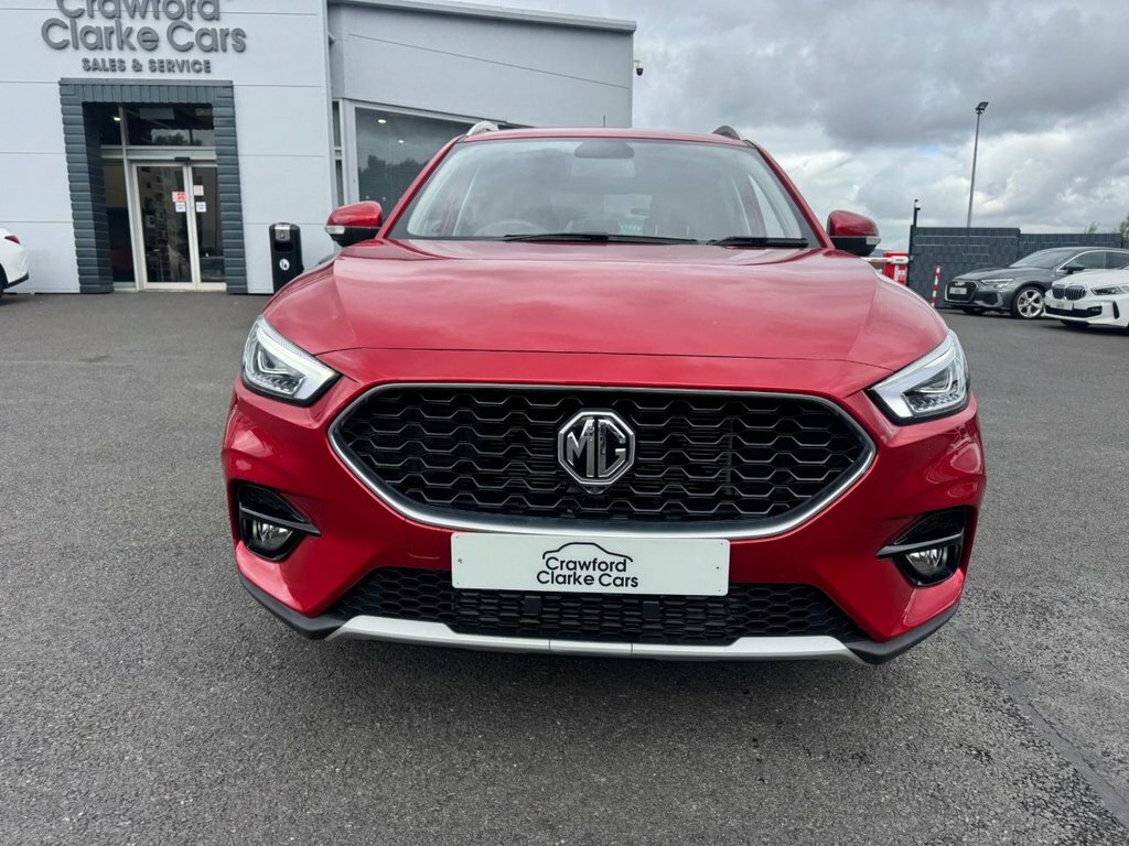 MG ZS 1L Exclusive Red #2