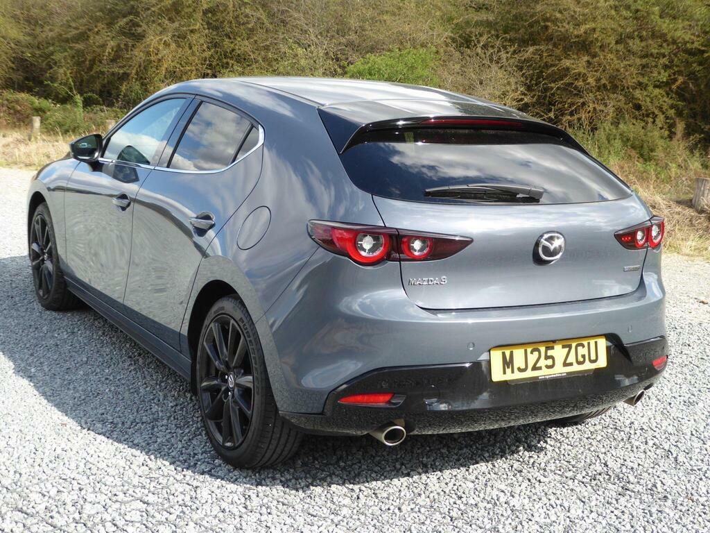 Mazda 3 Exclusive-line Mhev White #40