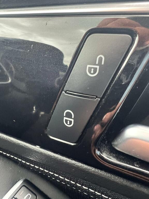 Infiniti Q30 Hatchback Black #22