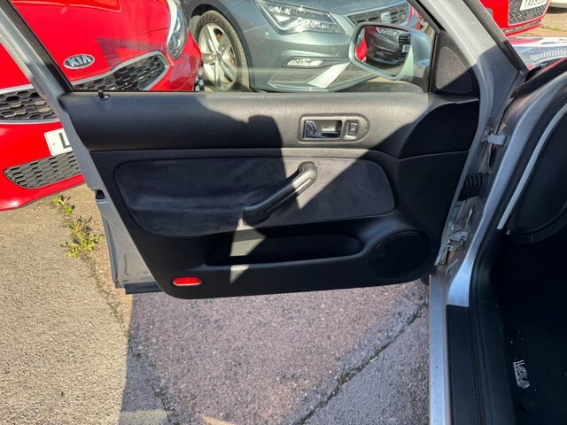 Volkswagen Golf 1.6 Se Silver #23