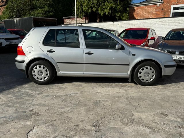 Volkswagen Golf 1.6 Se Silver #9