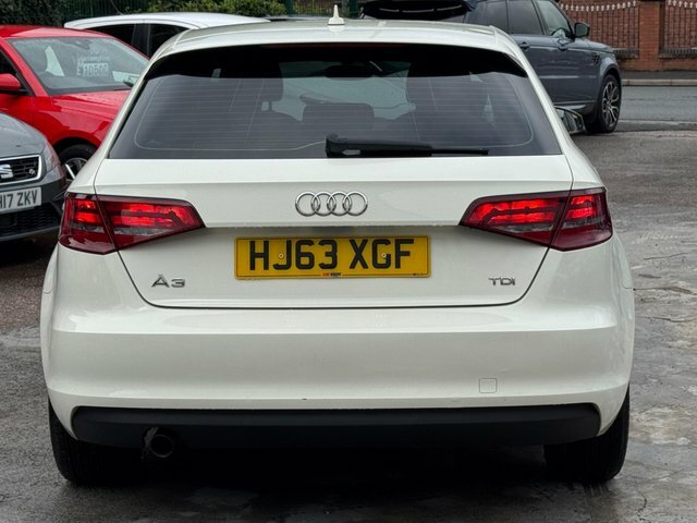 Audi A3 1.6 Tdi Se Sportback Euro 5 Ss White #2