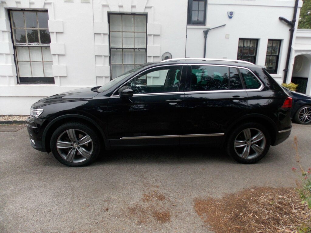 Volkswagen Tiguan 2.0 Tsi Bluemotion Tech Sel Dsg 4Motion Euro 6 S Black #2