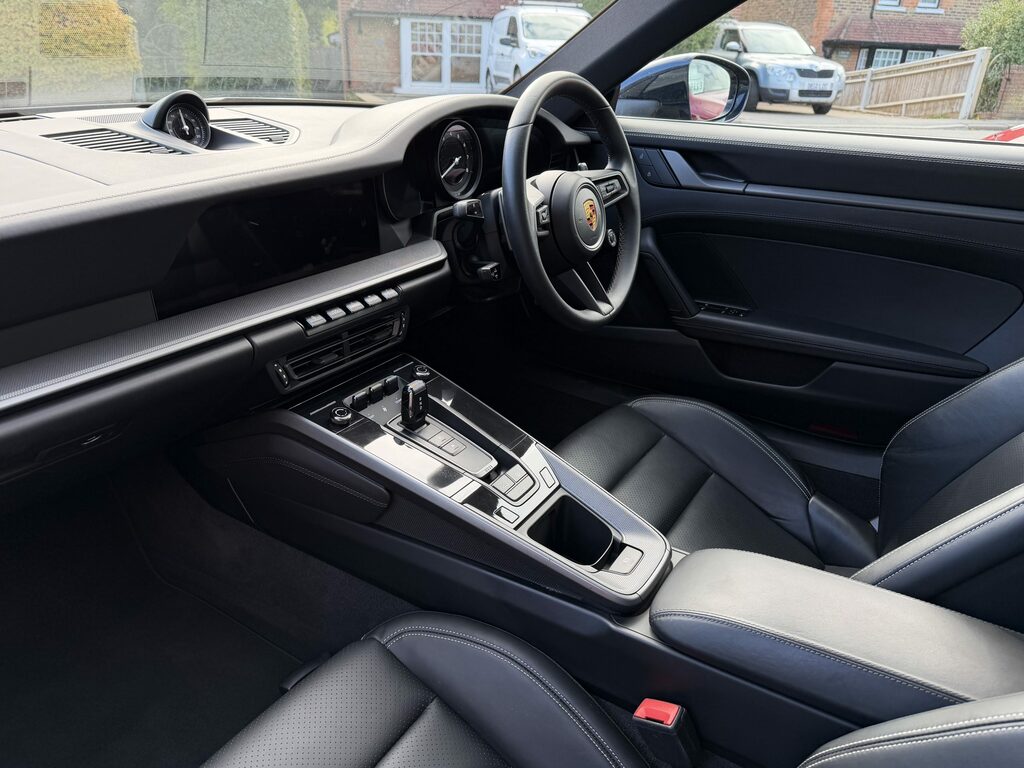 Porsche 911 3.0 Carrera S Blue