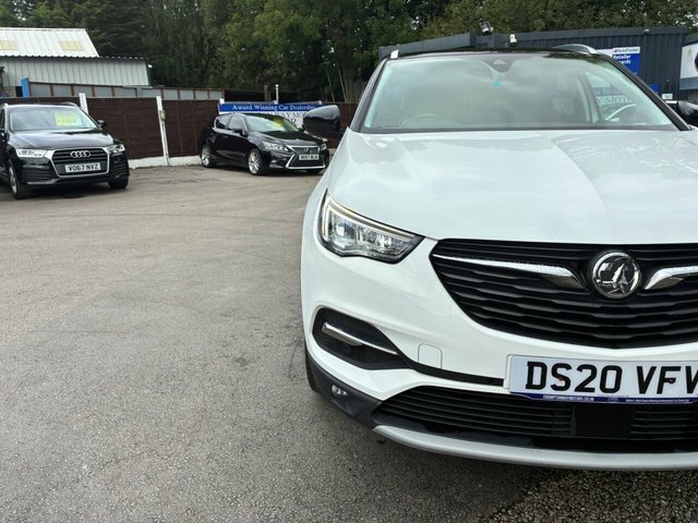Vauxhall Grandland X 1.6 13.2Kwh Business Edition Nav Premium Suv P White #4