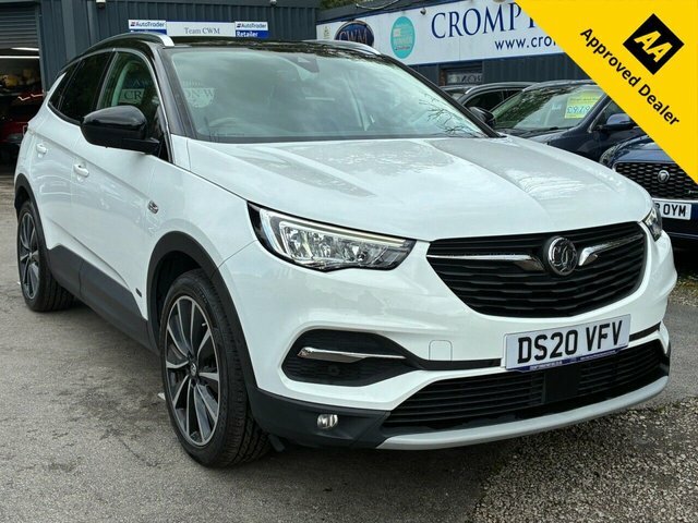Vauxhall Grandland X 1.6 13.2Kwh Business Edition Nav Premium Suv P White