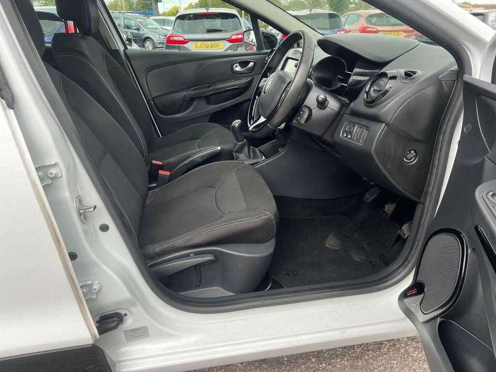 Renault Clio 1.1 Dynamique Medianav 75 Bhp Black #12