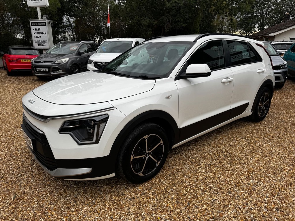 Kia Niro 1.6 Gdi Hybrid 2 Dct White #3