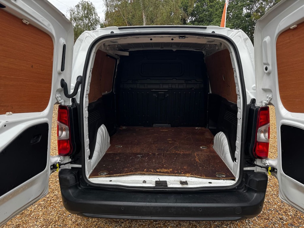 Vauxhall Combo Turbo D 2000 Edition L1h1 Euro 6 2021 U2760 Ulez White #10