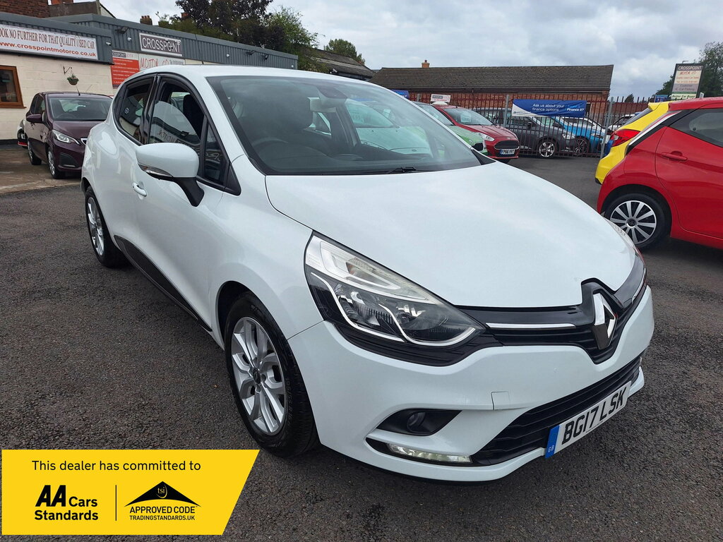 Renault Clio 1.2 16V Dynamique Nav Hatchback White