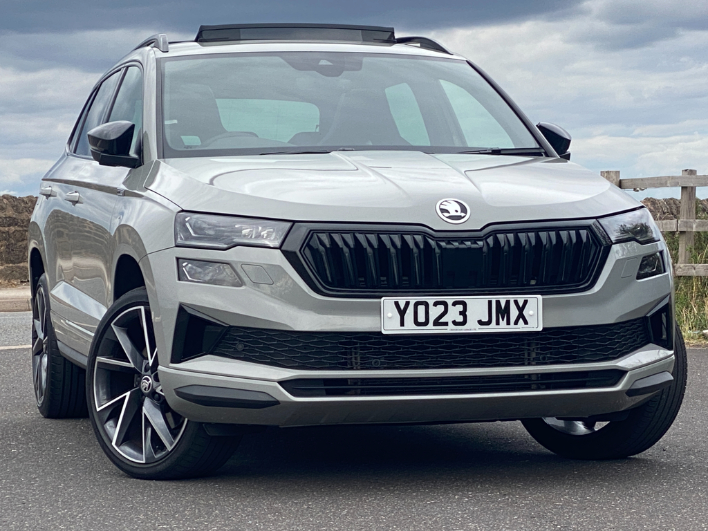 Skoda Karoq Sportline Tsi Dsg - Pan Roof Apple Carplay Rea Grey