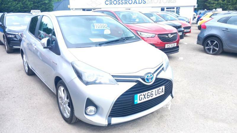 Toyota Yaris 1.5 Hybrid Excel Cvt Silver