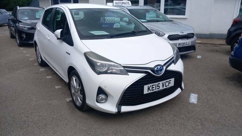 Toyota Yaris 1.5 Hybrid Excel Cvt White