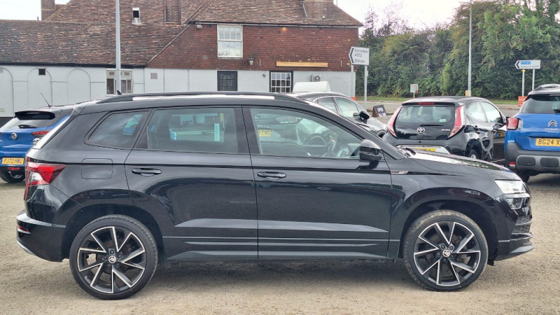 Skoda Karoq 1.5 Tsi Sport Line Dsg Black #6