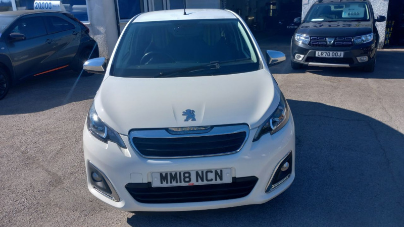 Peugeot 108 1.0 72 Collection White #2