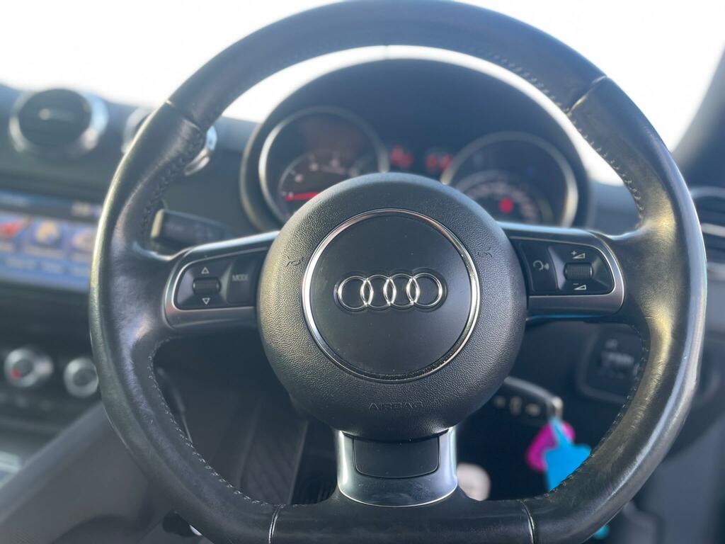 Audi TT Convertible 2.0 Tdi Black Edition Roadster Quattro Black #21
