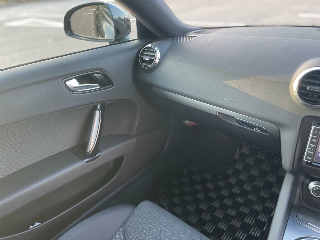 Audi TT Convertible 2.0 Tdi Black Edition Roadster Quattro Black #12