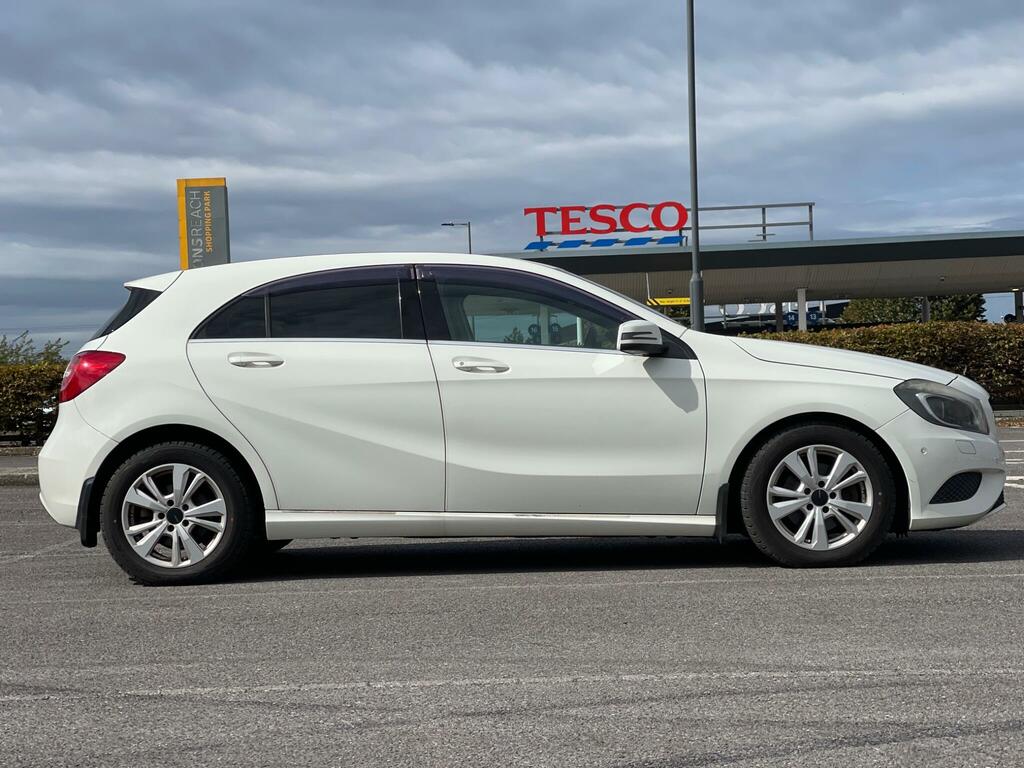 Mercedes-Benz A Class A200 Blueefficiency Amg Sport Silver #9